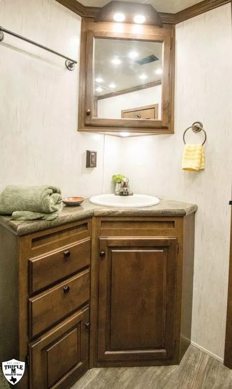 used Toy Haulers Sundowner Trailers  for sale, in Wills Point, TX Thumbnail 15