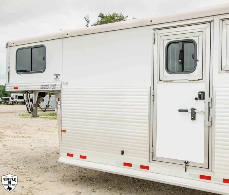 used Horse Trailers Sundowner Trailers  for sale, in Wills Point, TX Thumbnail 5