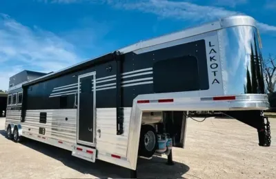 2027 Lakota Trailers BIGHORN 
