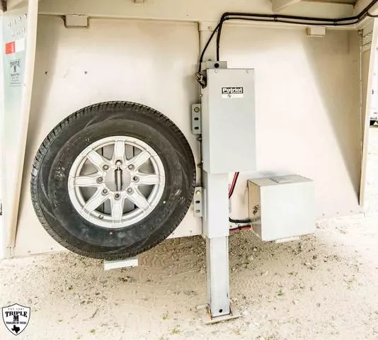 used Horse Trailers Sundowner Trailers  for sale, in Wills Point, AL Thumbnail 11