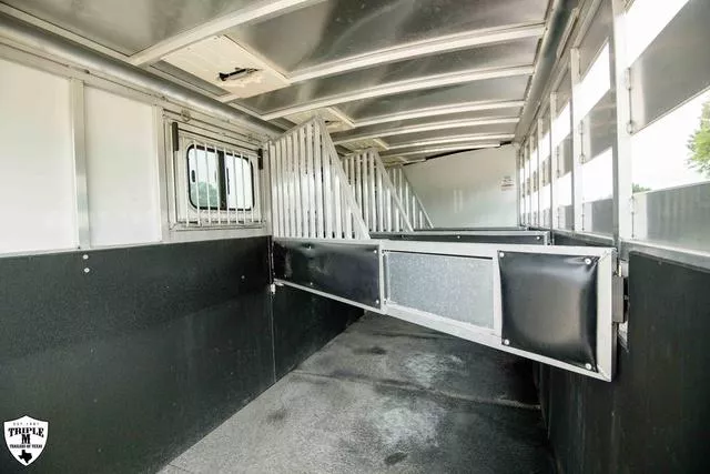 used Horse Trailers Sundowner Trailers  for sale, in Wills Point, AL Thumbnail 18