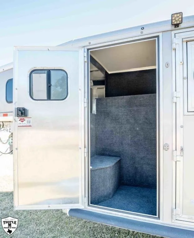 used Horse Trailers Hart Trailers  for sale, in Wills Point, AL Thumbnail 5