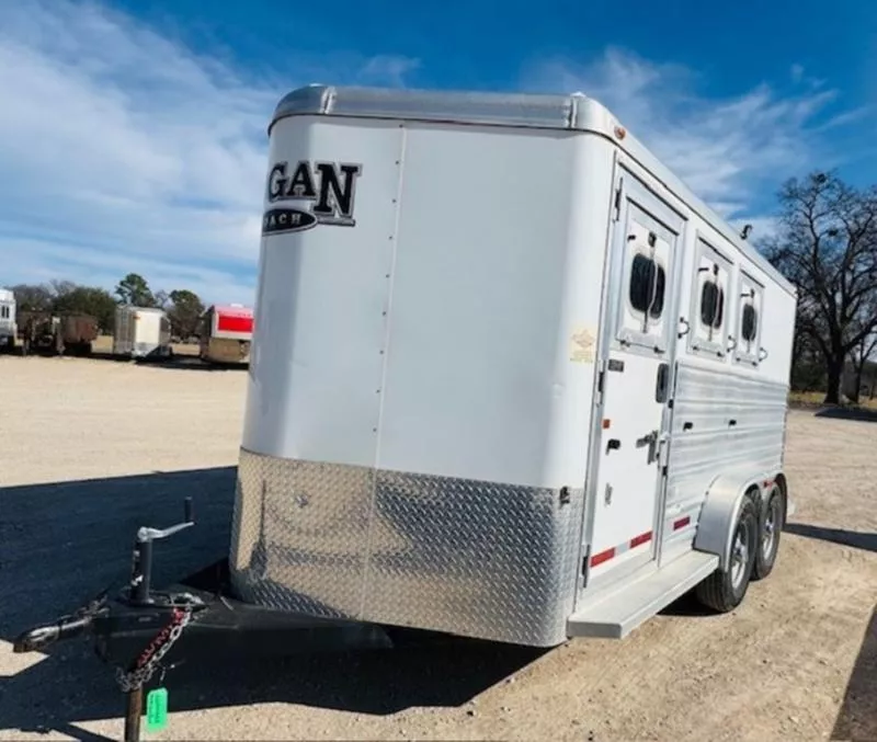 used Horse Trailers Logan Coach  for sale, in Wills Point, AL Thumbnail 7