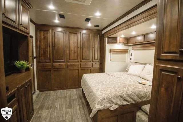 used Toy Haulers Sundowner Trailers  for sale, in Wills Point, AL Thumbnail 18