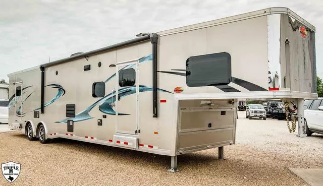 used Toy Haulers Sundowner Trailers  for sale, in Wills Point, TX Thumbnail 13