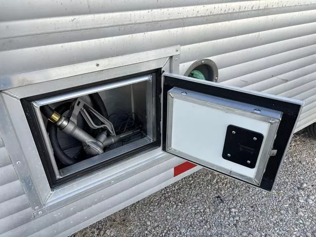 used Toy Haulers Sundowner Trailers  for sale, in Wills Point, AL Thumbnail 12