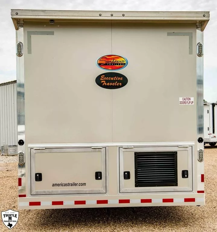 used Toy Haulers Sundowner Trailers  for sale, in Wills Point, TX Thumbnail 32