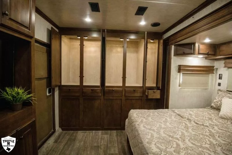 used Toy Haulers Sundowner Trailers  for sale, in Wills Point, TX Thumbnail 21