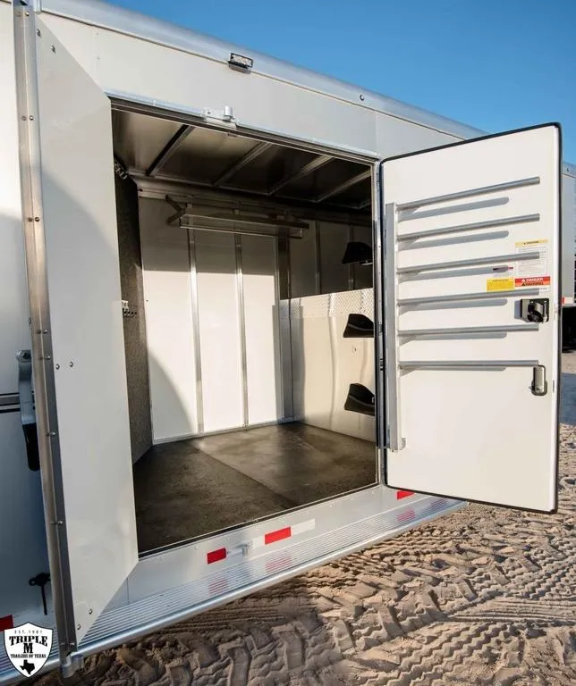 used Other Trailers Sundowner Trailers  for sale, in Wills Point, TX Thumbnail 8