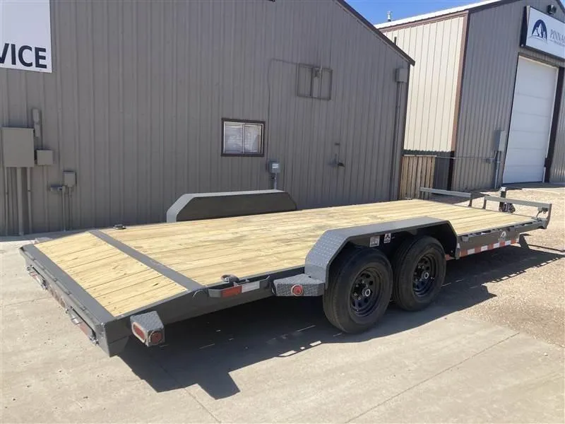 used Car Haulers / Racing Trailers Iron Bull  for sale, in Eaton, CO Thumbnail 3