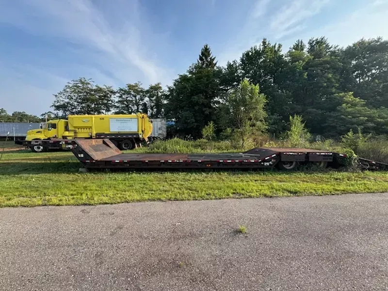 50ton Folding Gooseneck Tri-axel Lowboy Flatbed