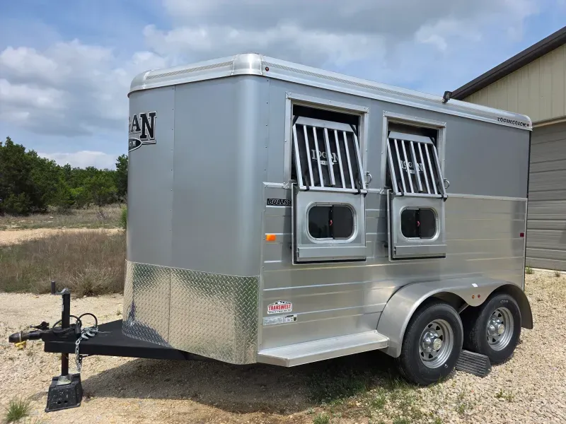 2019 Logan Coach Bullseye Horse & Livestock