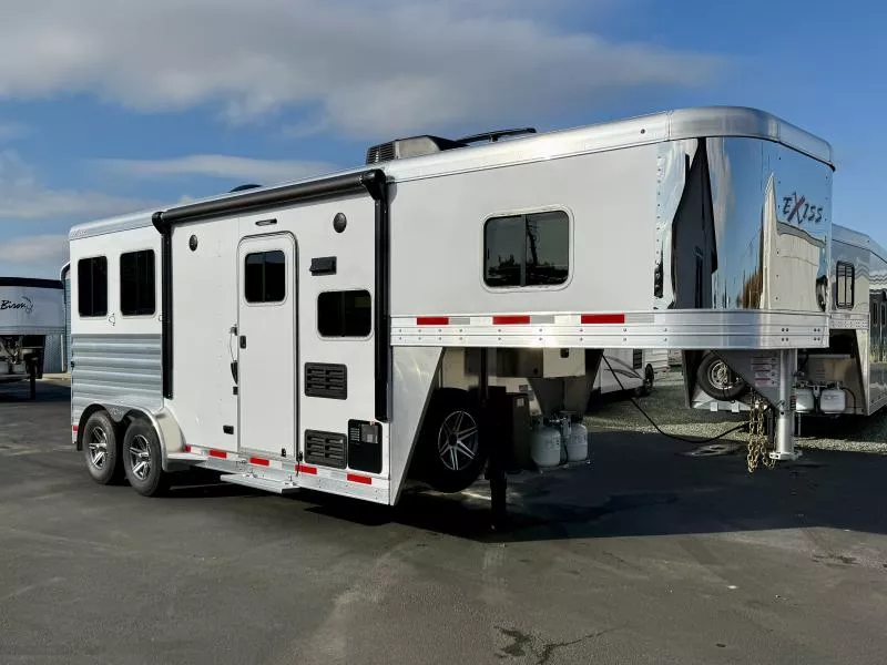 2026 Exiss 7206 Escape LQ 2 Horse Trailer