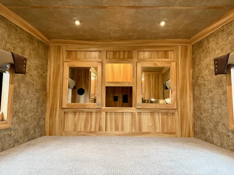 used Horse Trailers Exiss Trailers  for sale, in Galt, CA Thumbnail 6