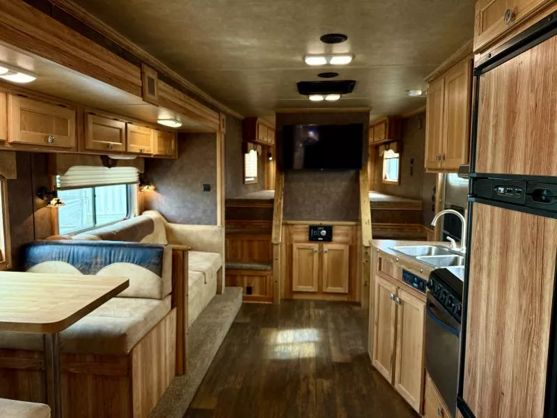 used Horse Trailers Exiss Trailers  for sale, in Galt, CA Thumbnail 4