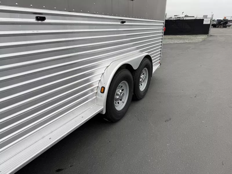 used Horse Trailers Featherlite  for sale, in Galt, CA Thumbnail 7