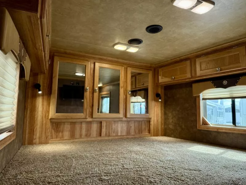 used Horse Trailers Exiss Trailers  for sale, in Galt, CA Thumbnail 8