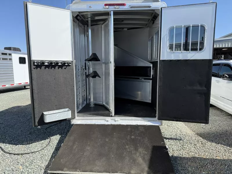 used Horse Trailers Exiss Trailers  for sale, in Galt, CA Thumbnail 19