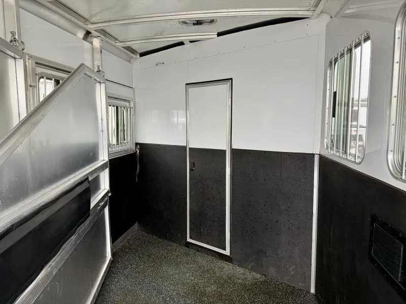 used Horse Trailers Exiss Trailers  for sale, in Galt, CA Thumbnail 25