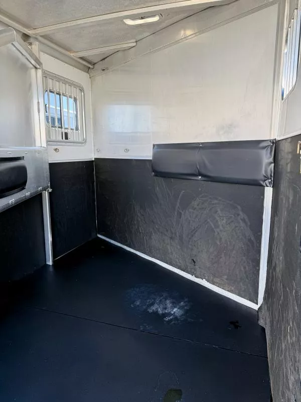 used Horse Trailers Exiss Trailers  for sale, in Galt, CA Thumbnail 15