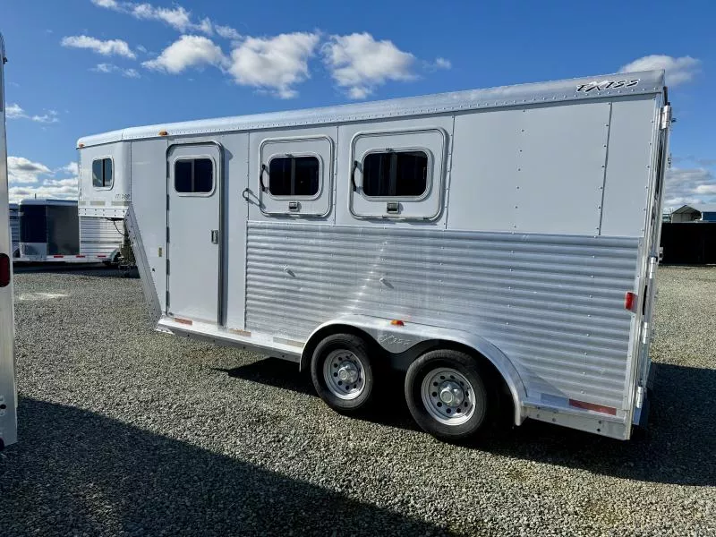 used Horse Trailers Exiss Trailers  for sale, in Galt, CA Thumbnail 2