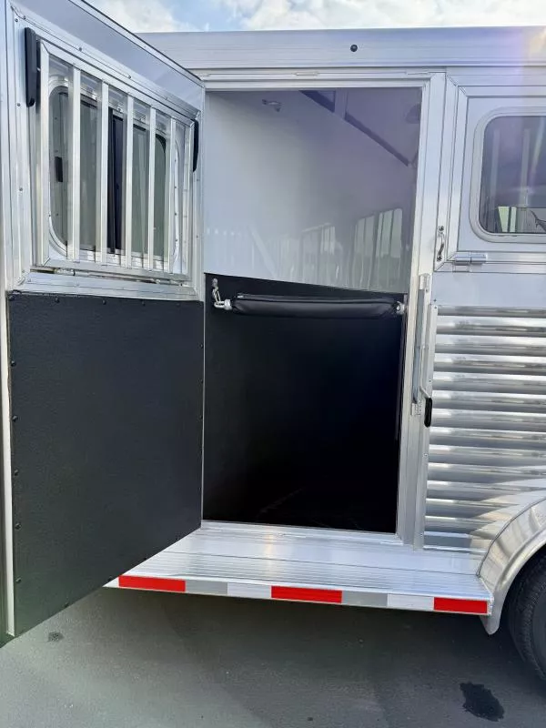 new Horse Trailers Sooner  for sale, in Galt, CA Thumbnail 20