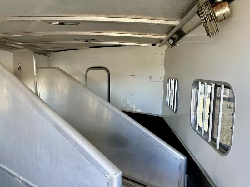 used Horse Trailers Exiss Trailers  for sale, in Galt, CA Thumbnail 35