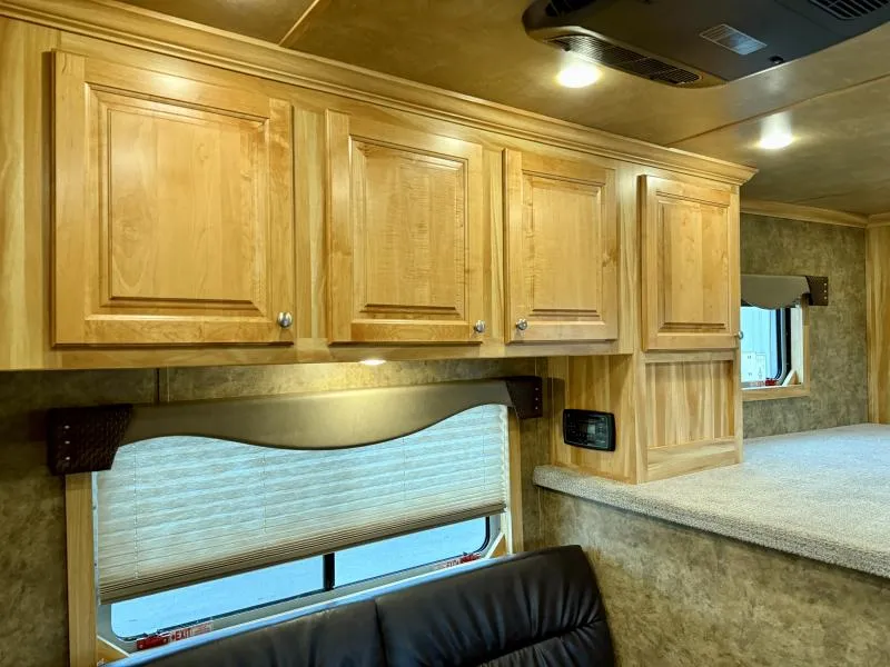 used Horse Trailers Exiss Trailers  for sale, in Galt, CA Thumbnail 13