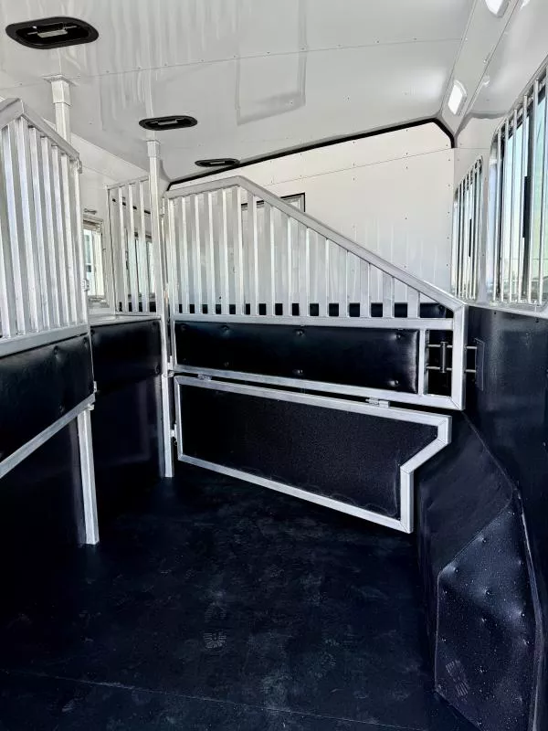 new Horse Trailers Merhow Trailers  for sale, in Galt, CA Thumbnail 21