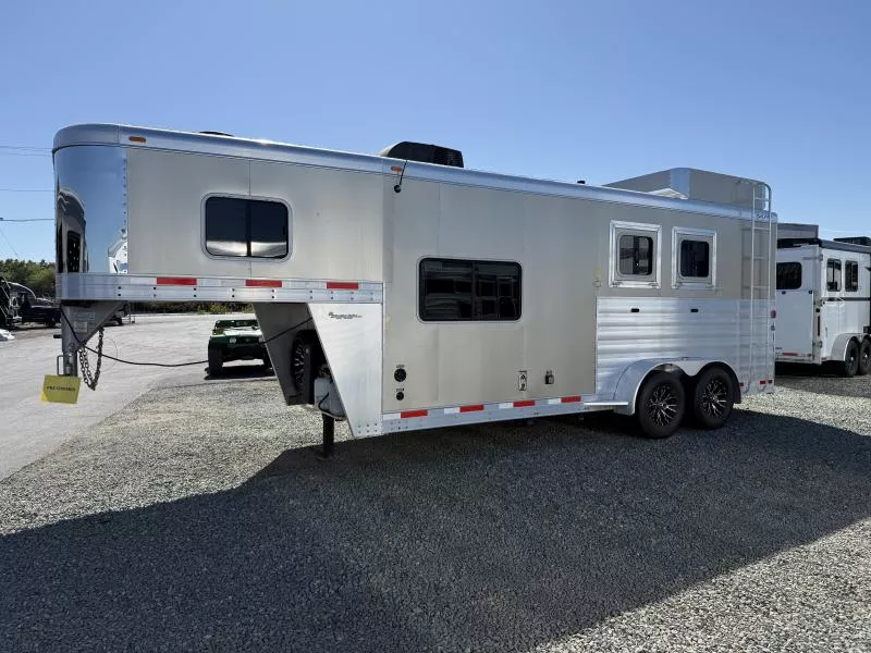used Horse Trailers Exiss Trailers  for sale, in Galt, CA Thumbnail 28