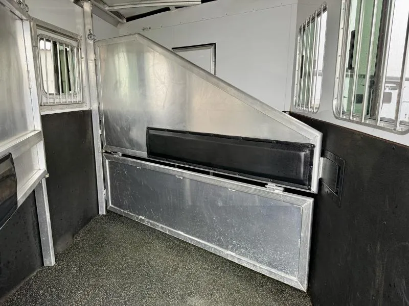 used Horse Trailers Exiss Trailers  for sale, in Galt, CA Thumbnail 24