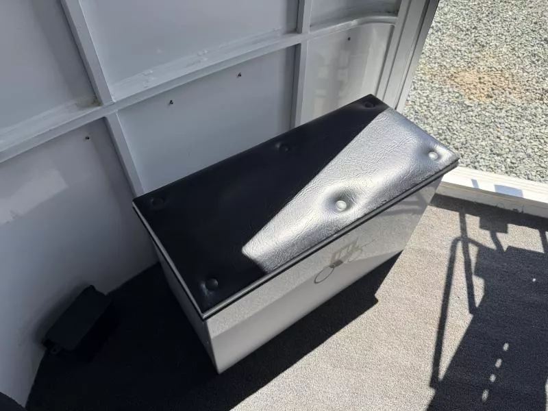 used Horse Trailers Maverick Trailers  for sale, in Galt, CA Thumbnail 8