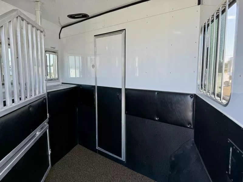 used Horse Trailers Merhow Trailers  for sale, in Galt, CA Thumbnail 23
