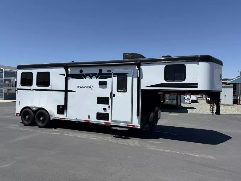 2026 Bison Ranger 7208 LQ Horse Trailer