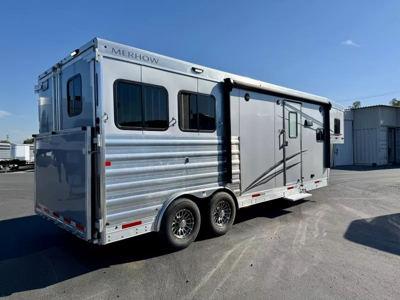 used Horse Trailers Merhow Trailers  for sale, in Galt, CA Thumbnail 16
