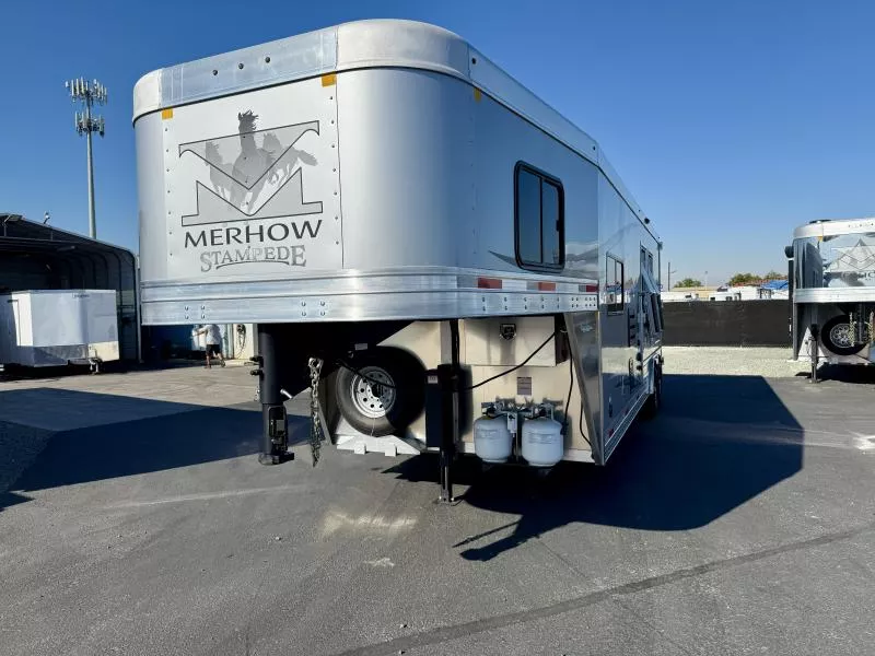 used Horse Trailers Merhow Trailers  for sale, in Galt, CA Thumbnail 30