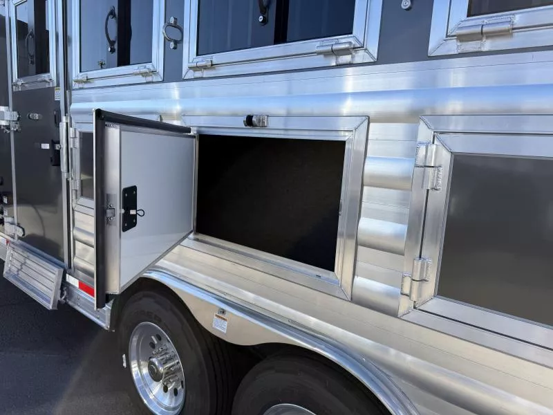 new Horse Trailers Merhow Trailers  for sale, in Galt, CA Thumbnail 35