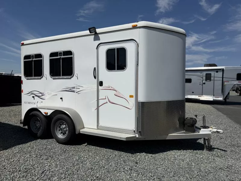 Used 2005 Logan 2 Horse BP Trailer 7'6" Tall