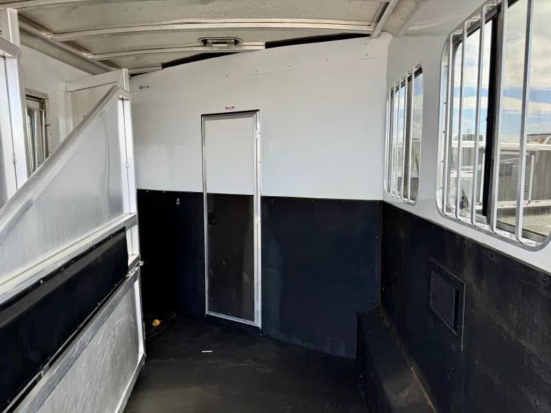 used Horse Trailers Exiss Trailers  for sale, in Galt, CA Thumbnail 28