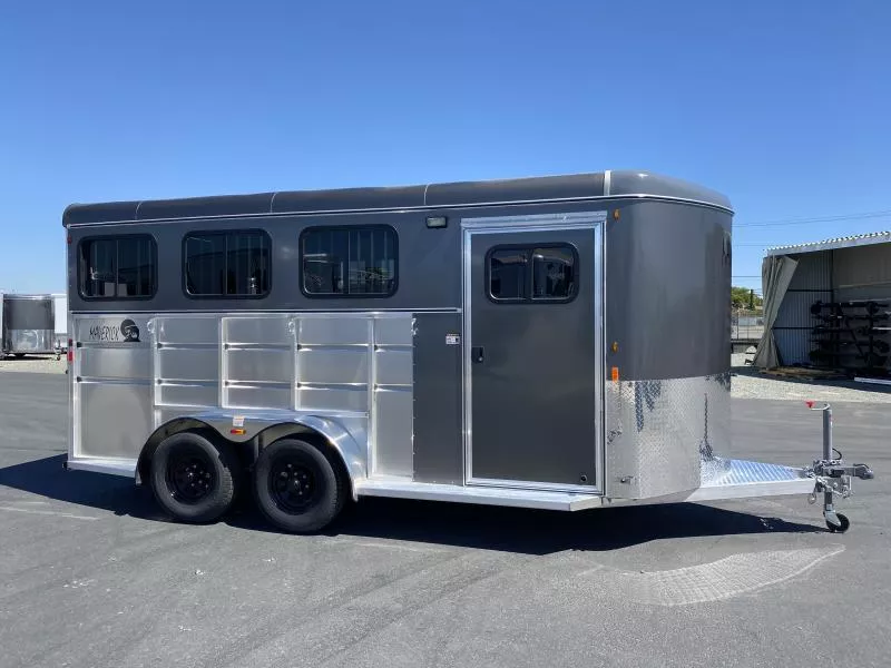 2026 Maverick 3 Horse Lite Deluxe BP Trailer