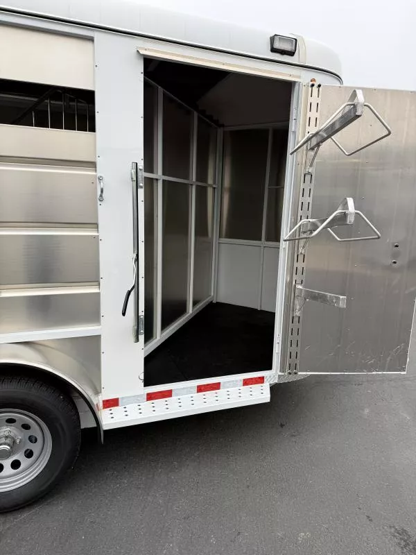 used Horse Trailers Maverick Trailers  for sale, in Galt, CA Thumbnail 3