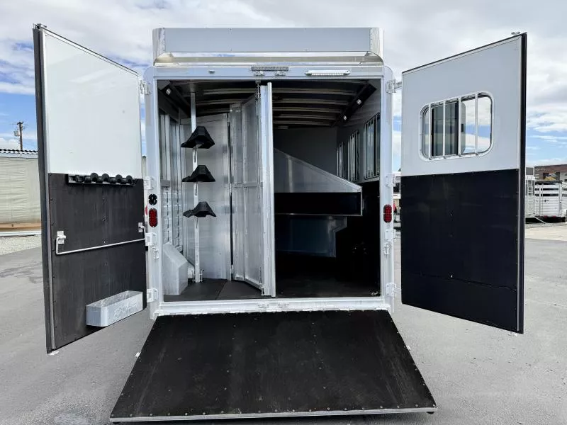 used Horse Trailers Exiss Trailers  for sale, in Galt, CA Thumbnail 21