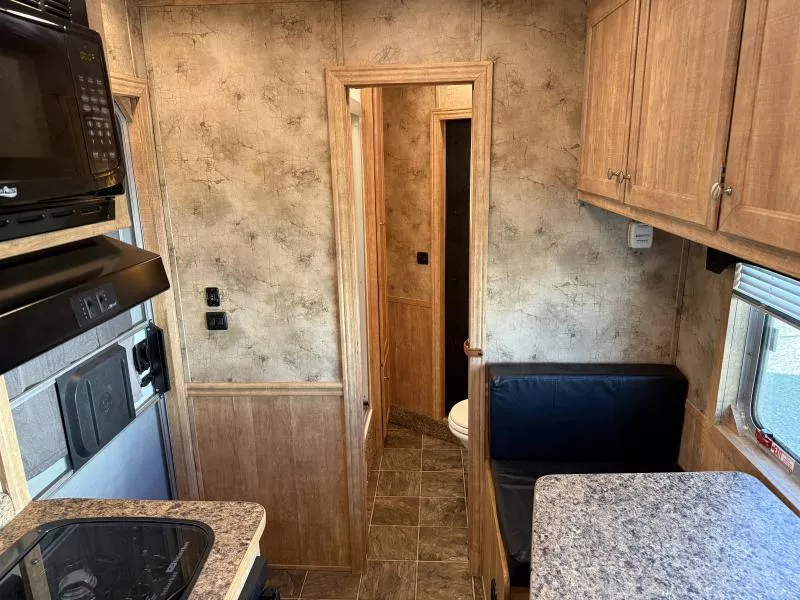 used Horse Trailers Exiss Trailers  for sale, in Galt, CA Thumbnail 12