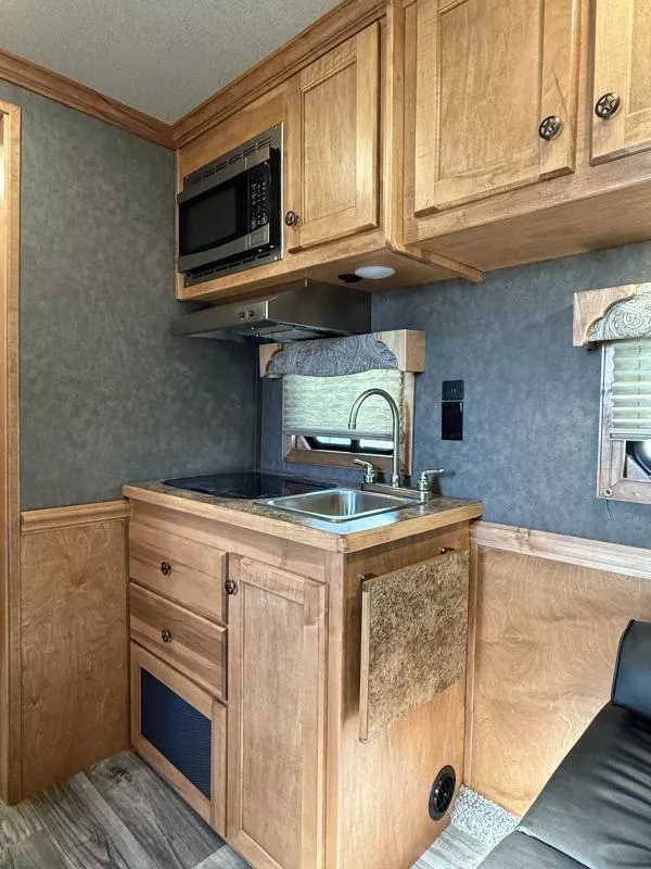 new Stock / Stock Combo Trailers Merhow Trailers  for sale, in Galt, CA Thumbnail 10