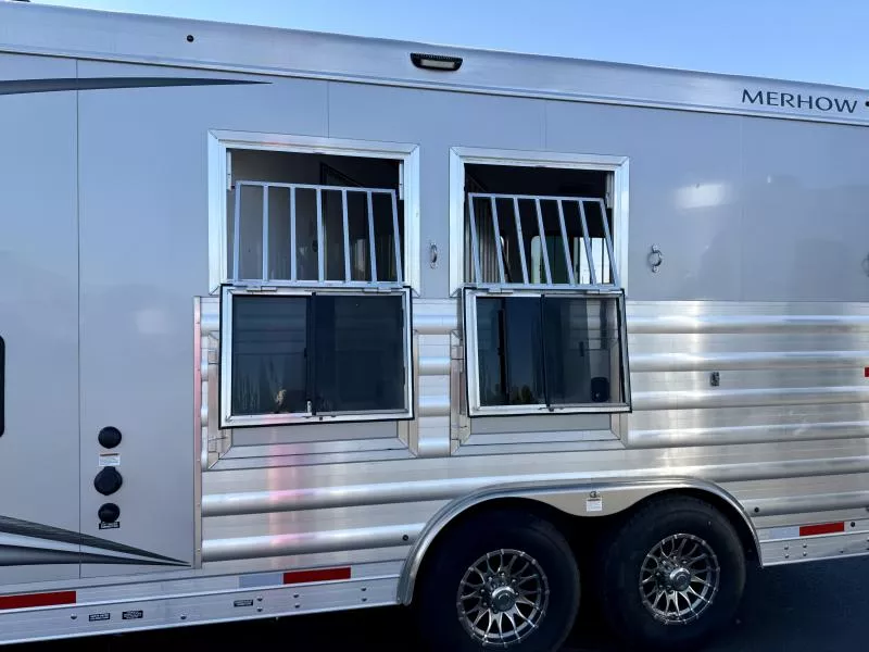 used Horse Trailers Merhow Trailers  for sale, in Galt, CA Thumbnail 28