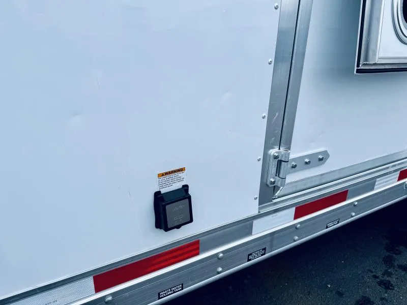 used Horse Trailers Exiss Trailers  for sale, in Galt, CA Thumbnail 30