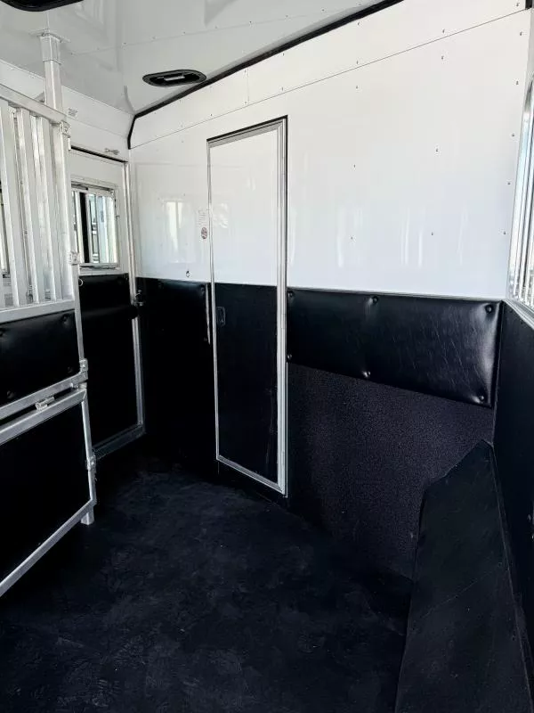 new Horse Trailers Merhow Trailers  for sale, in Galt, CA Thumbnail 23