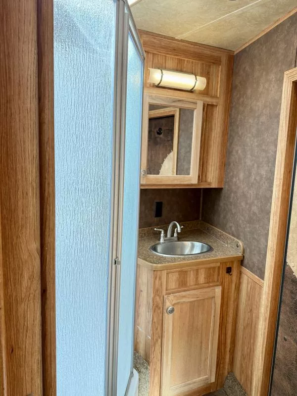 used Horse Trailers Exiss Trailers  for sale, in Galt, CA Thumbnail 12