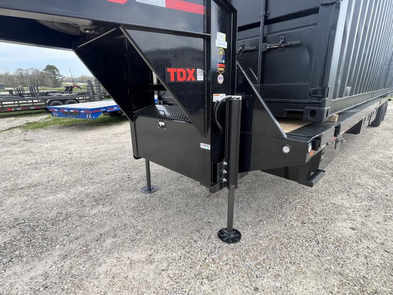 2024 MAXXD TDX Tandem Dual Tilt Gooseneck Flatbed Trailer Living