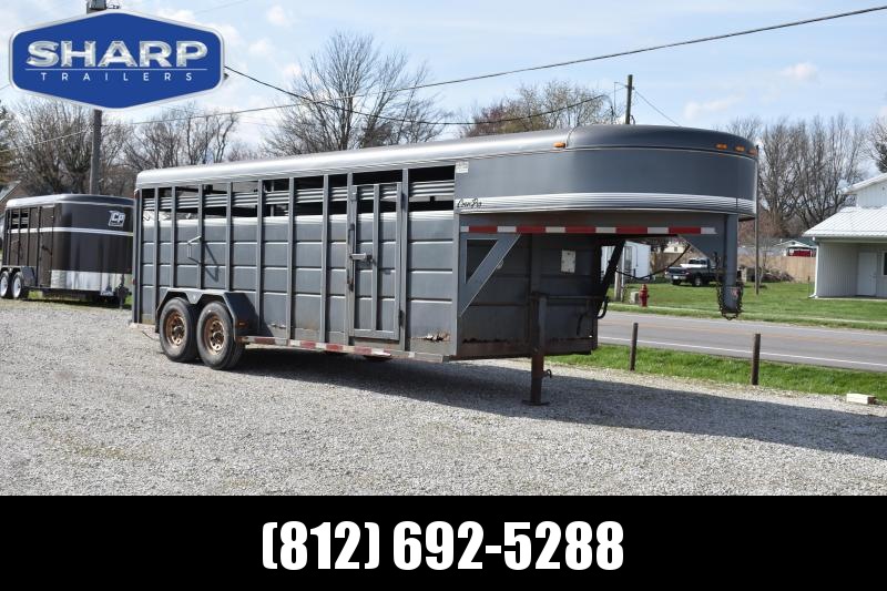 2006 CornPro SG-20 7S Livestock Trailer 2006 CornPro SG-20 7S Livestock Trailer